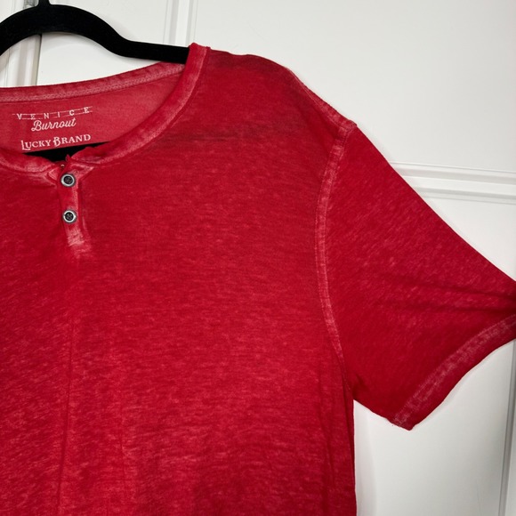 Lucky Brand Henley Shirt Mens Large Red Venice Burnout Short Sleeve Paper Thin - Picture 4 of 6